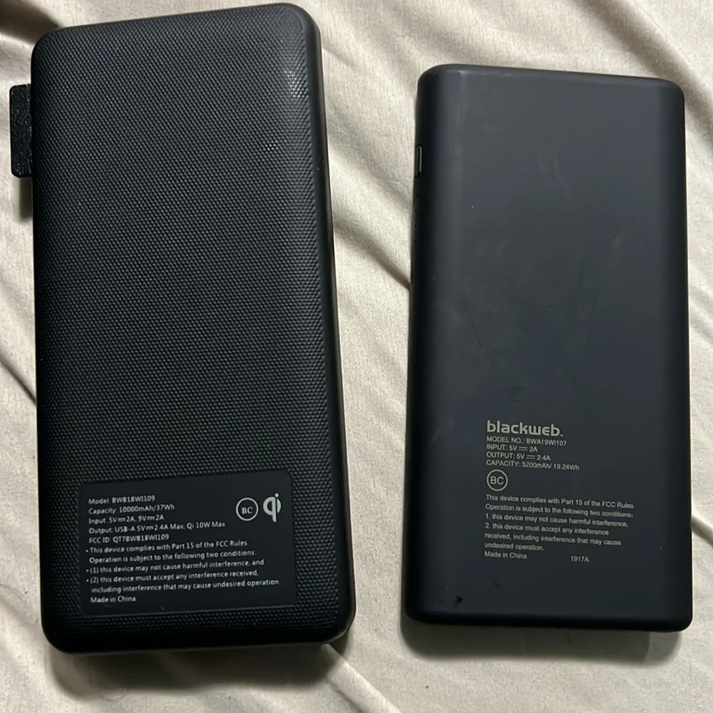 Portable Chargers - Picture 2 of 4